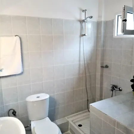 Ermylia House 1 *